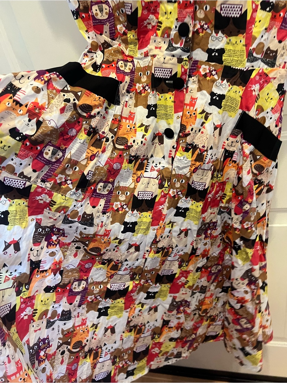Unique Vintage Dress Multicolor Cat-Pattern Button-Down Shirt - Picture 3 of 4